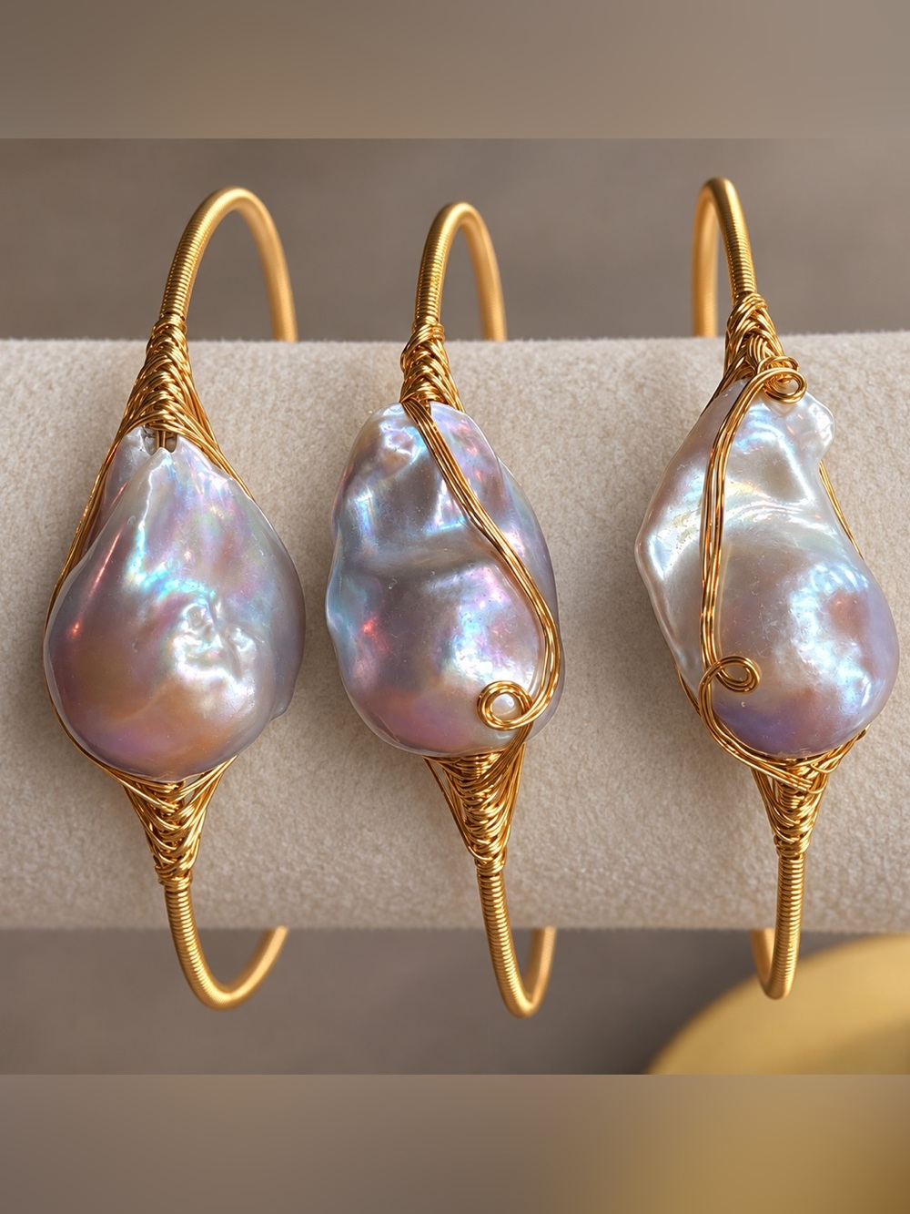 Lot Repurposed Baroque Pearl | 18k Gold Plated Wire Bangle | Upcycled Material